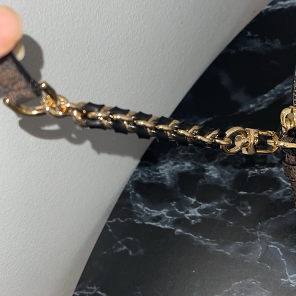 MICHAEL KORS Jet Set Dome Crossbody Leather Bag Black AUTHENTIC NWT-Minor Damage - Picture 15 of 16